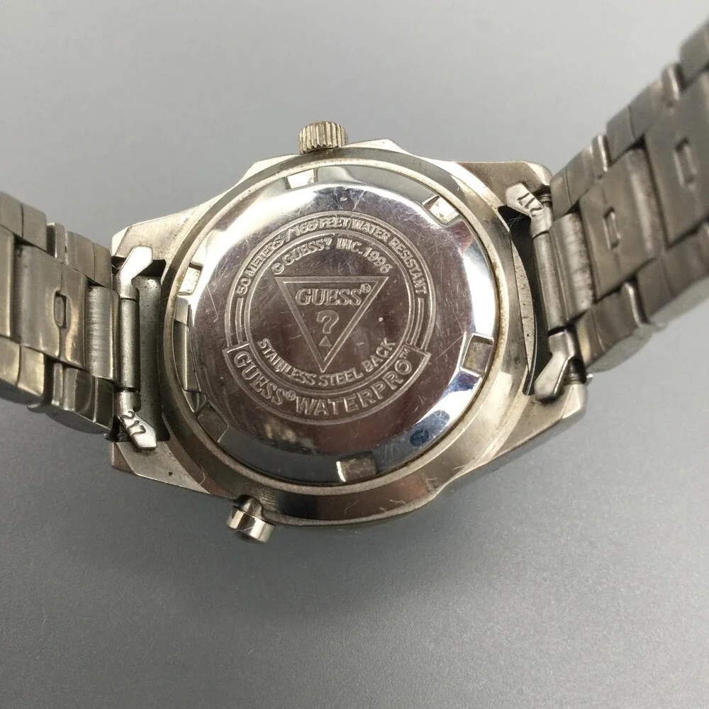 Vintage GUESS Womens Watch 27mm Silver Tone 1995 Black Dial New Battery 7